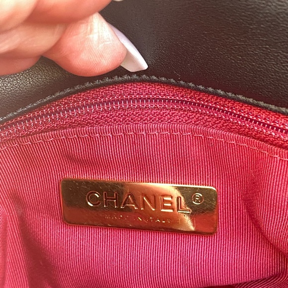 🖤 Rare Sherpa/ shearling authentic CHANEL 19 chain large bag / purse 🖤 - Picture 10 of 17